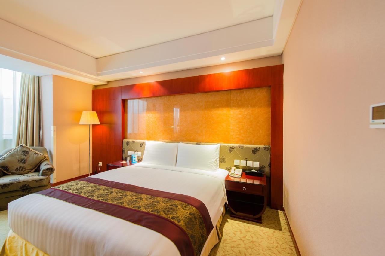 Changchun Hualida Hotel Esterno foto
